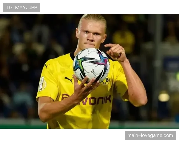 通讯：哈兰德腿筋伤势恢复进展顺利，已参与球队部分合练